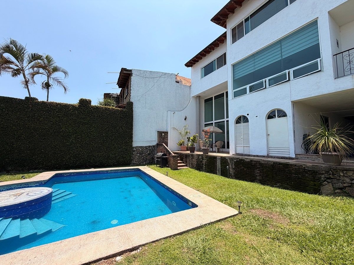 House in Lomas de Cortes, Cuernavaca, photo 32 of 48