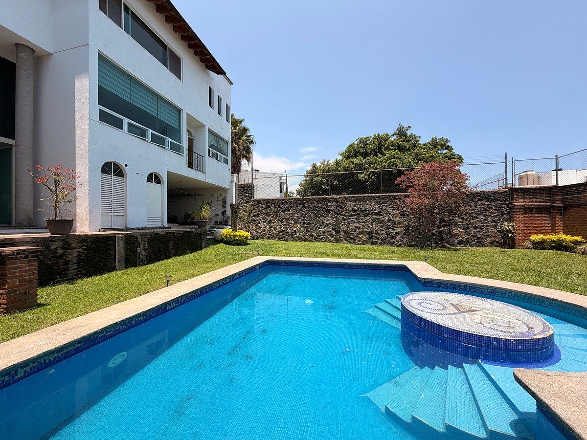 House in Lomas de Cortes, Cuernavaca, photo 36 of 48