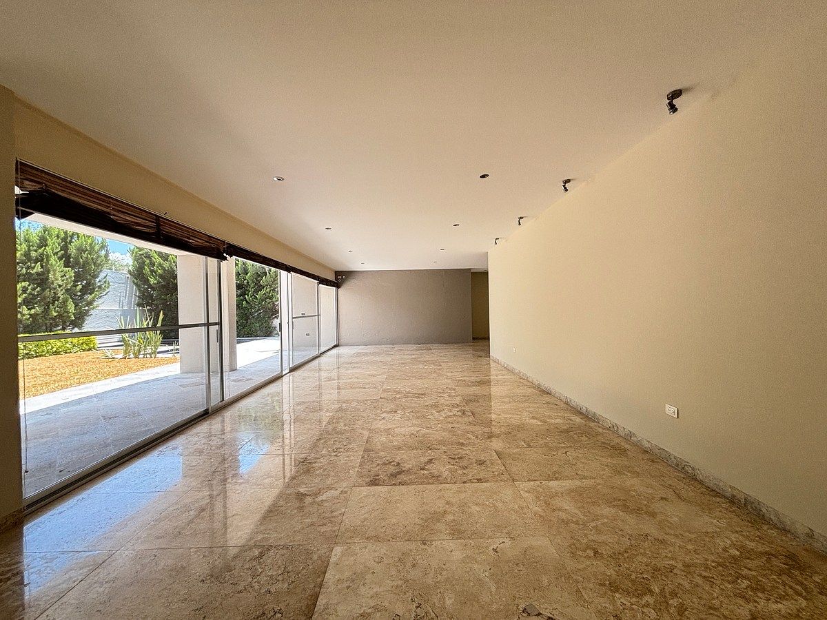 House in Jurica, Querétaro, photo 4 of 39
