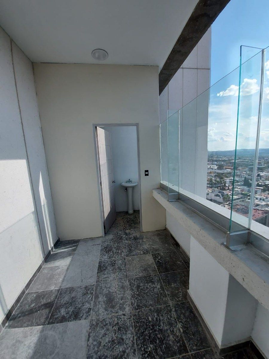 Retail Space in Ignacio Zaragoza, Querétaro, photo 3 of 18
