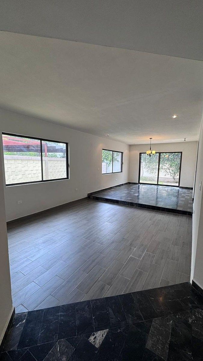 Casa em Fuentes del Valle, San Pedro Garza García, foto 4 de 22