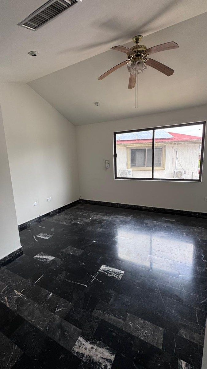 Casa em Fuentes del Valle, San Pedro Garza García, foto 17 de 22