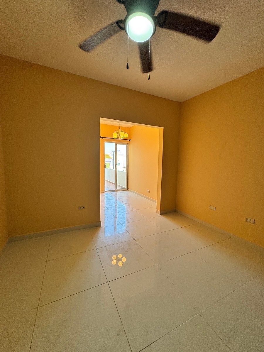 2 da recámara que conecta con el balconcito con, foto 9 de 23