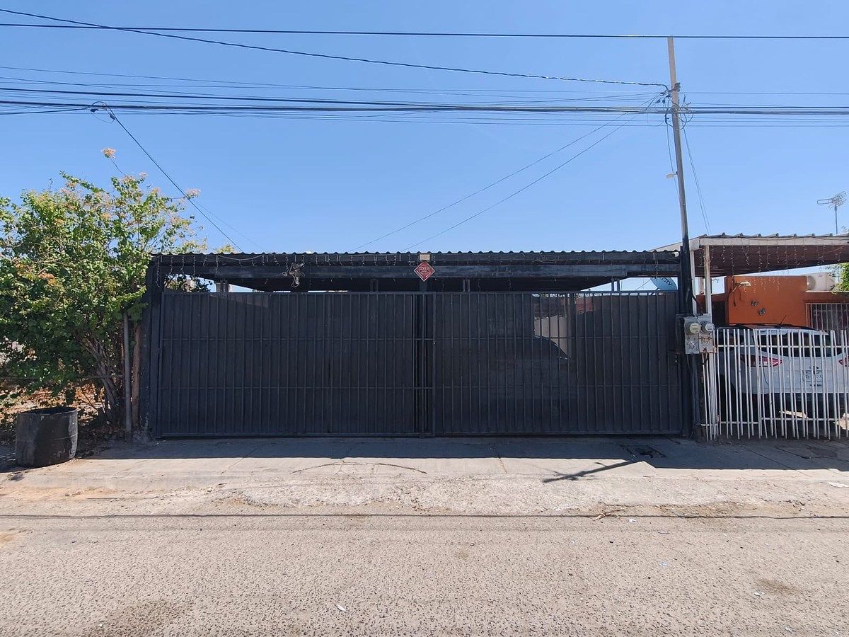 For sale house in Segunda Sección [Cash only] (Mexicali, B.C.)!, photo 1 of 18