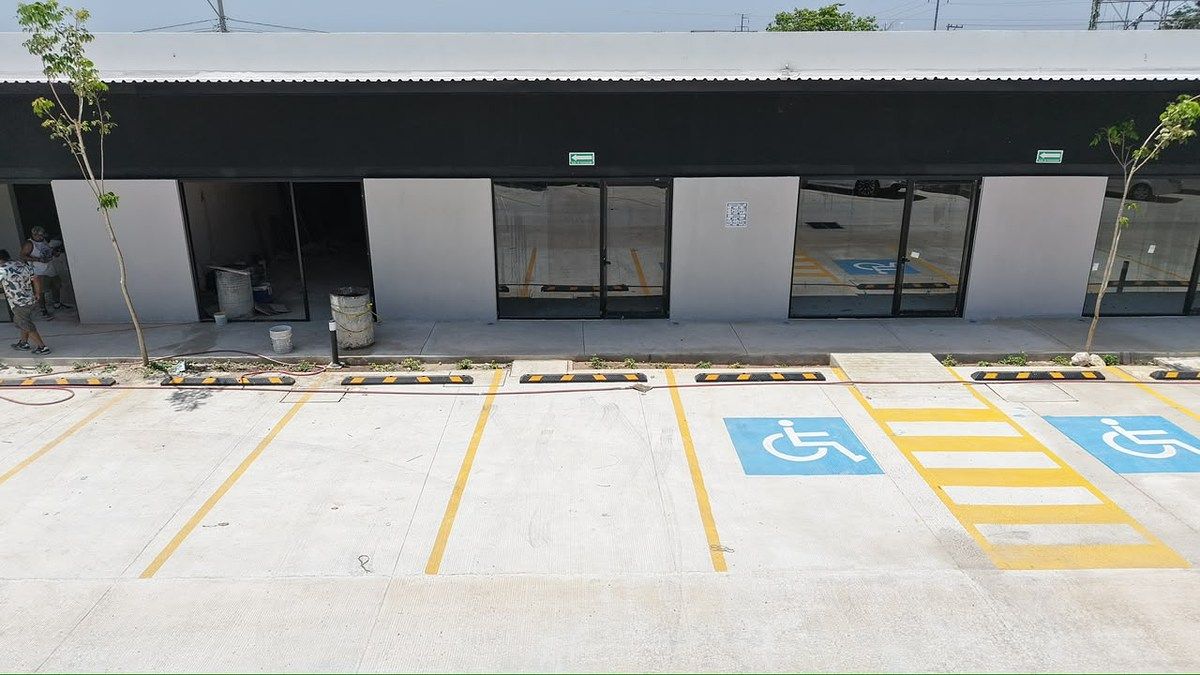 Local comercial en Residencial Xcanatún, Mérida, foto 6 de 7