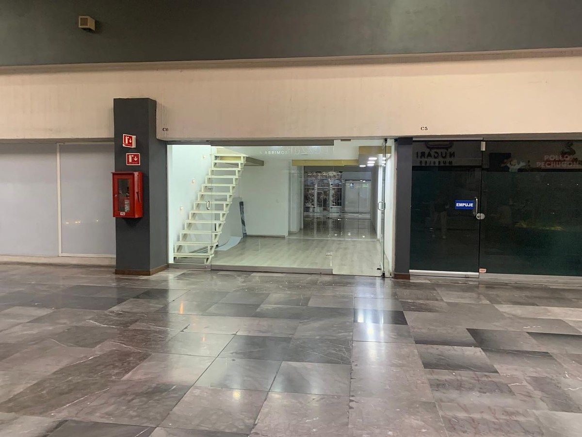 Local en centro comercial en Rinconada de La Arboleda, Guadalajara, foto 8 de 8