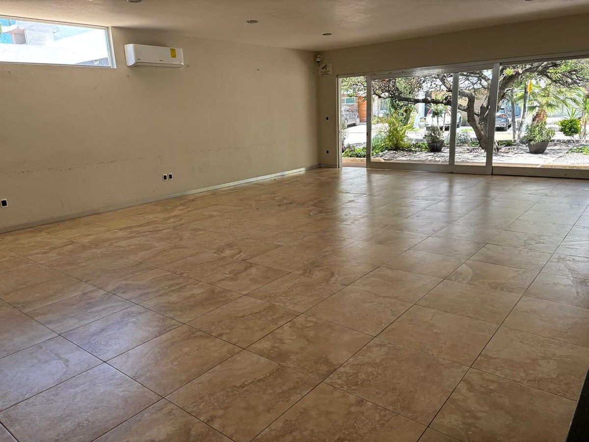 House in Gated Community in Milenio III, Querétaro, photo 4 of 23