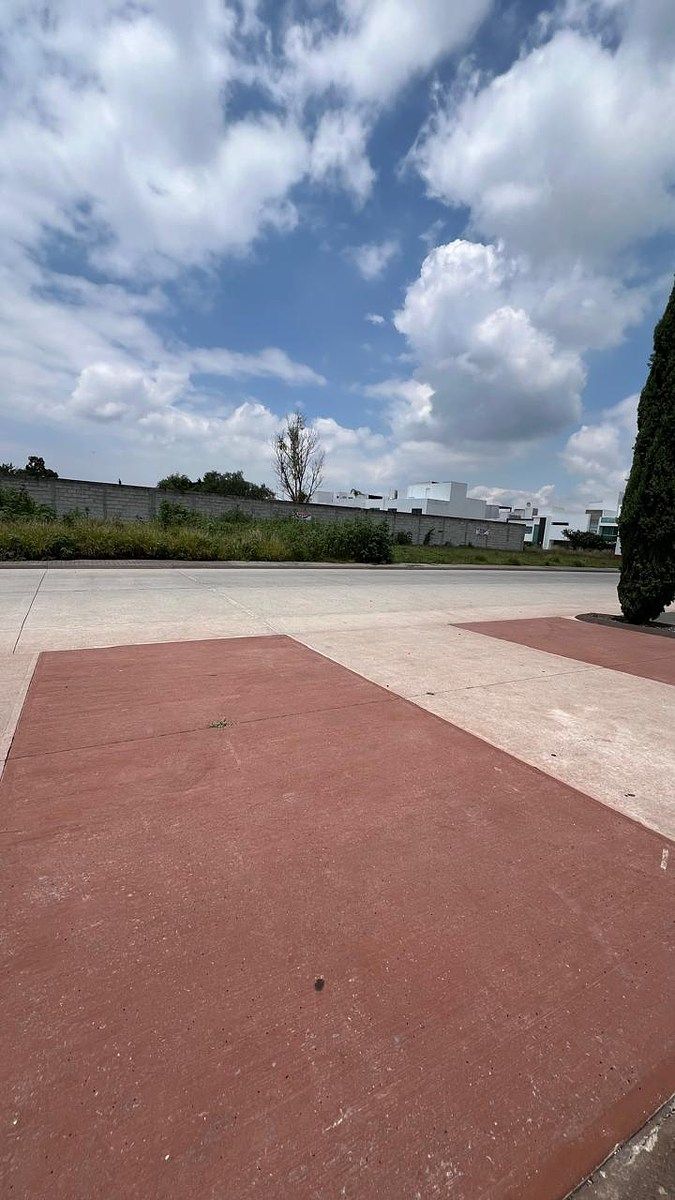 House in Gated Community in Milenio III, Querétaro, photo 12 of 23