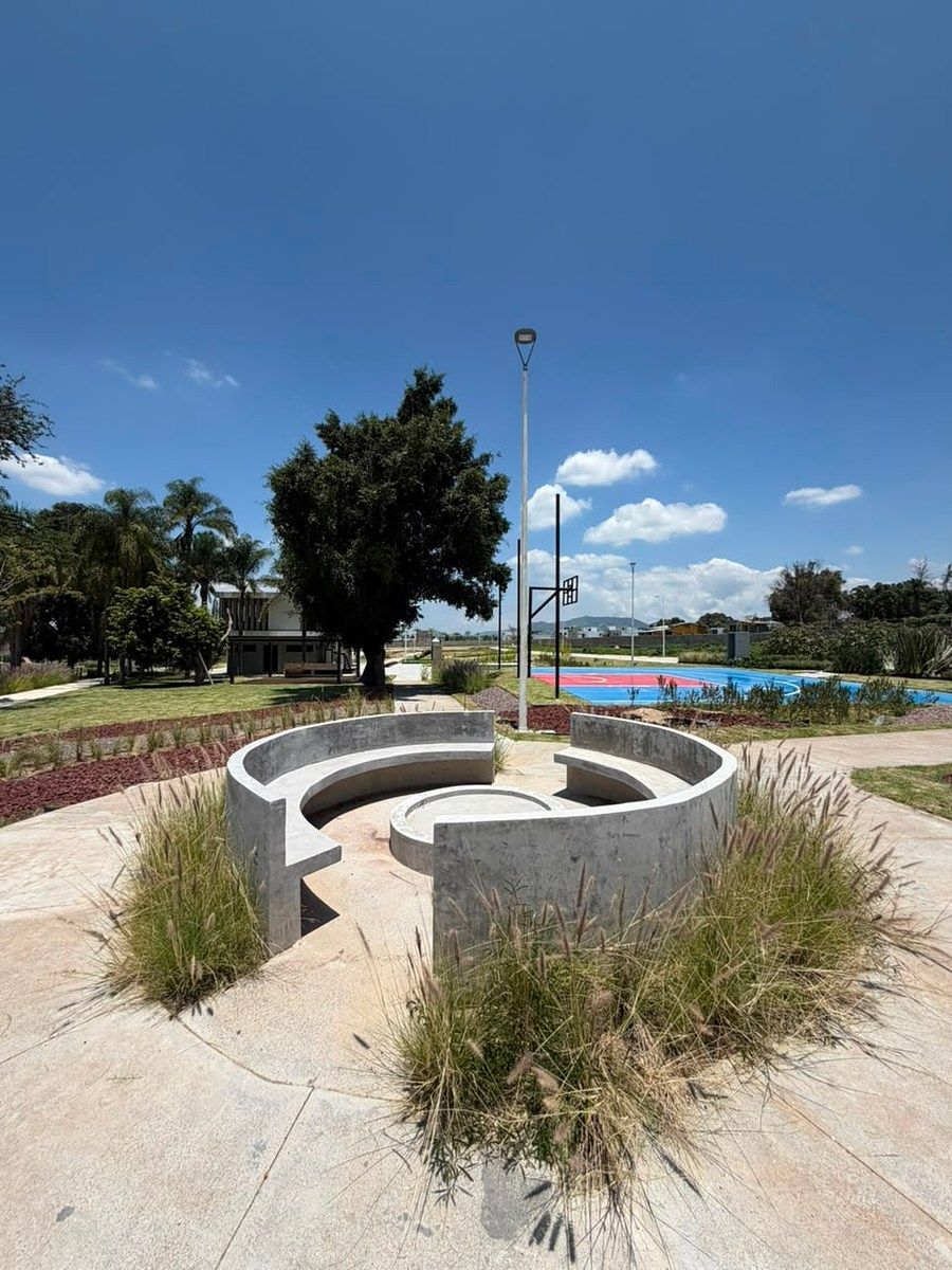 Lot in Valle Imperial, Zapopan, photo 2 of 7