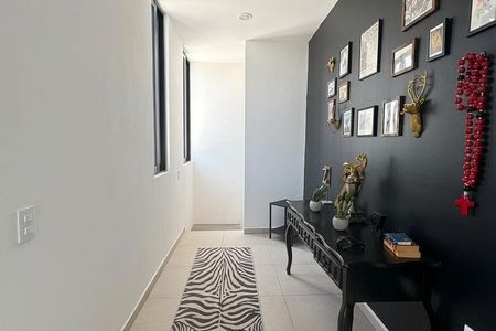 TOWN HOUSE BIANCA