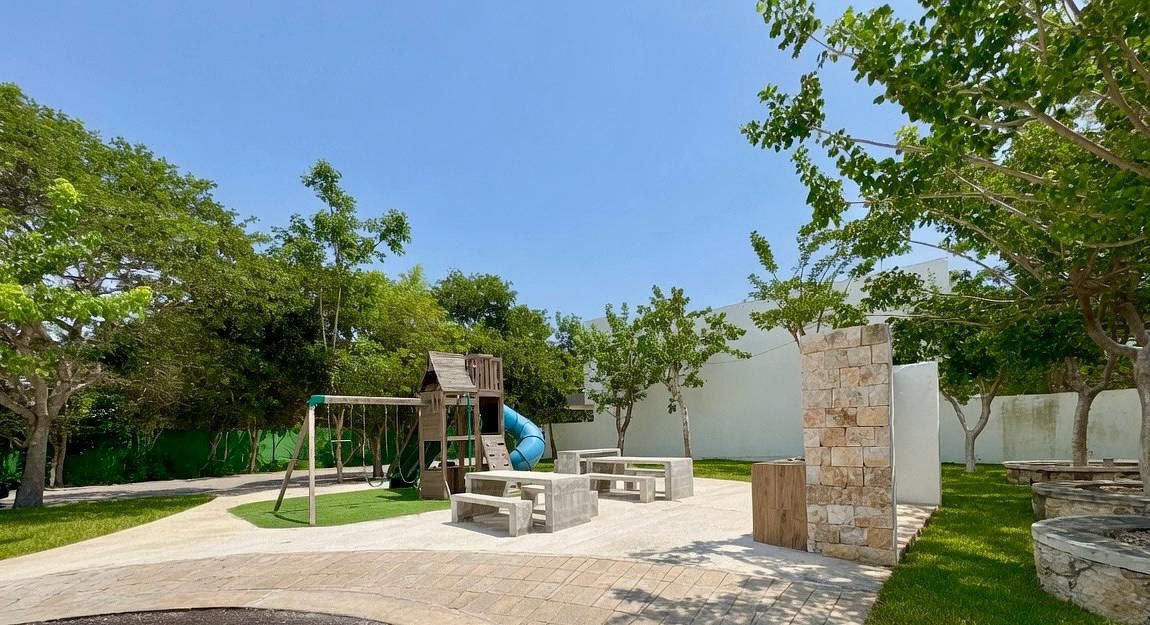 House in Residencial Xcanatún, Mérida, photo 18 of 28