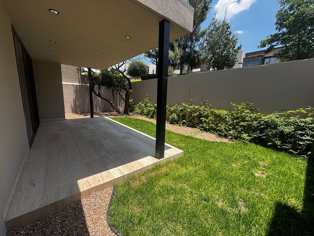 House in Gated Community in Altozano el Nuevo Querétaro, Querétaro, photo 29 of 33