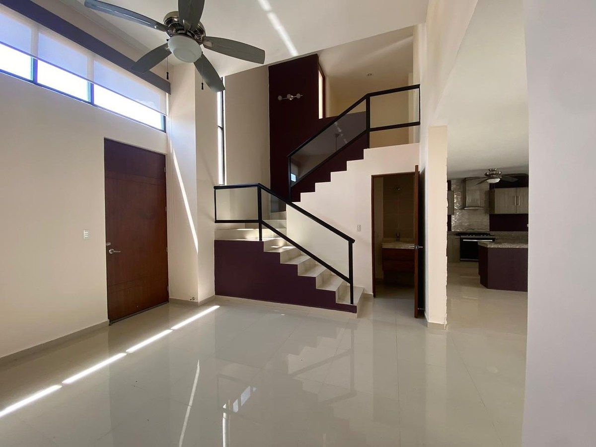 House in Cholul, Mérida, photo 2 of 17