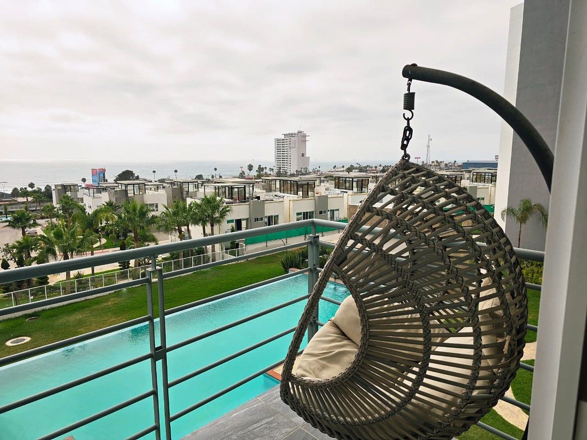 Apartment in La Cascada, Playas de Rosarito, photo 2 of 35