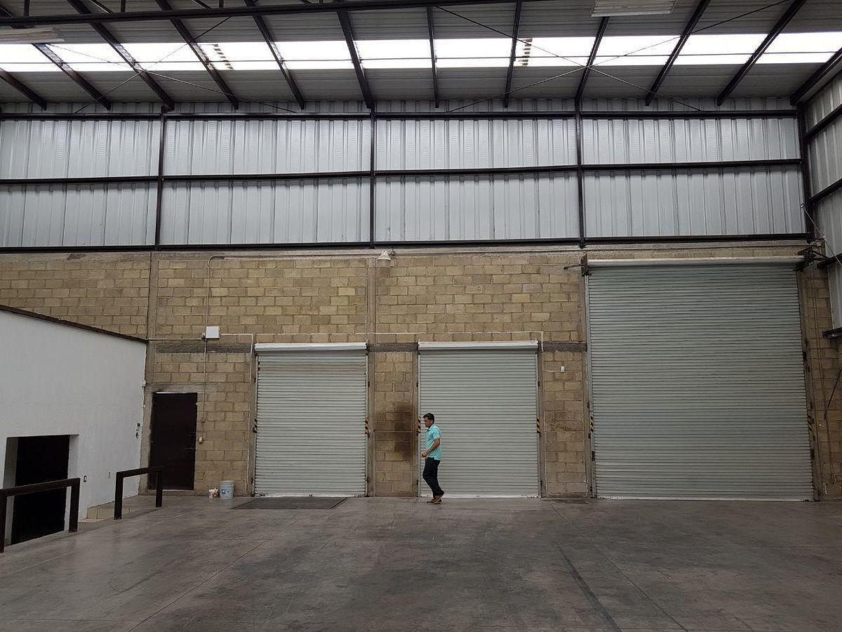Bodega comercial en El Zapote Del Valle, Tlajomulco de Zúñiga, foto 9 de 13