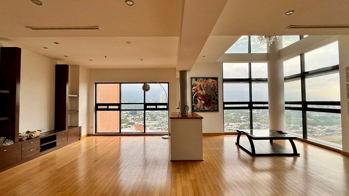 Apartamento em Zona Loma Larga Oriente, San Pedro Garza García, foto 2 de 18