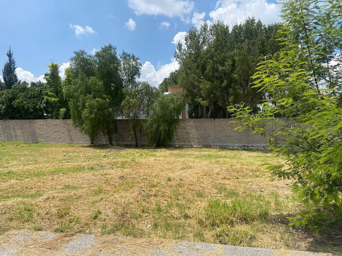 Lot in Jurica, Querétaro, photo 2 of 9