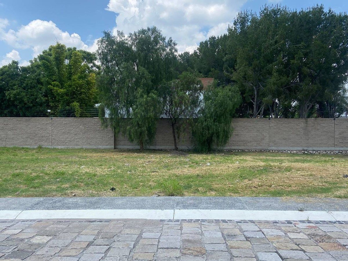 Lot in Jurica, Querétaro, photo 3 of 9