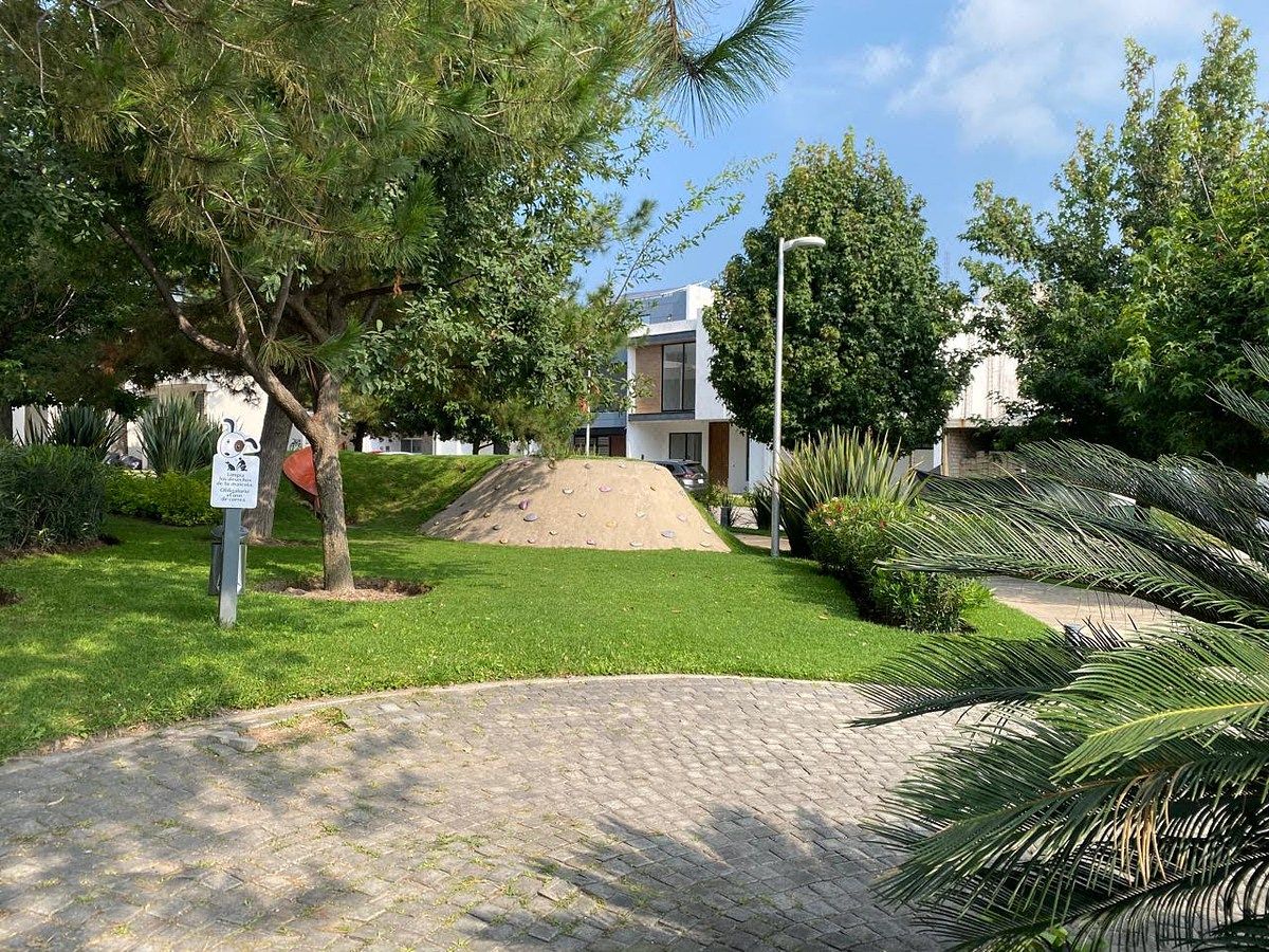 Lote em Valle Imperial, Zapopan, foto 2 de 6