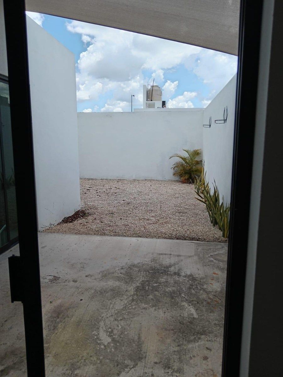 House in Gated Community in Caucel, Mérida, photo 13 of 16