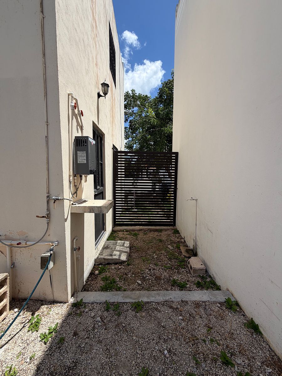 House in Gran Santa Fe, Mérida, photo 8 of 19