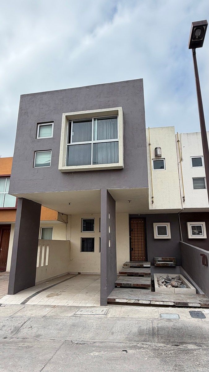 House for sale in El Lago 19600, photo 1 of 17