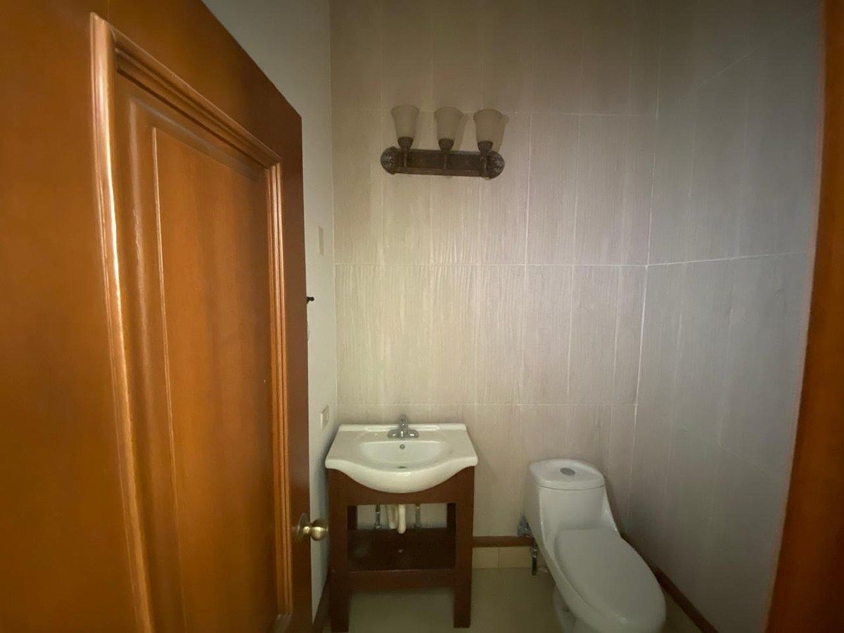 House in Cumbres Elite 8vo Sector, Monterrey, photo 7 of 17