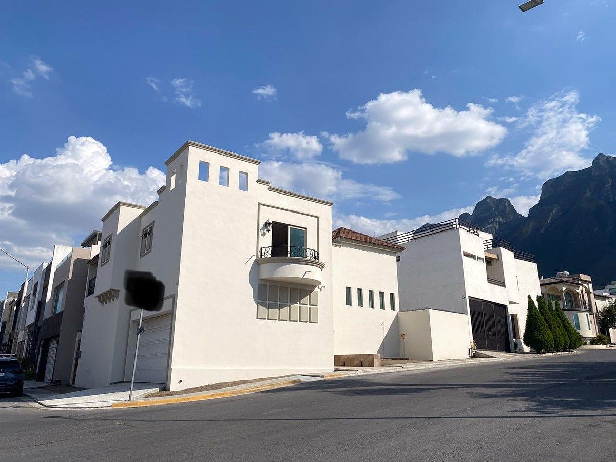 House in Cumbres Elite 8vo Sector, Monterrey, photo 15 of 17