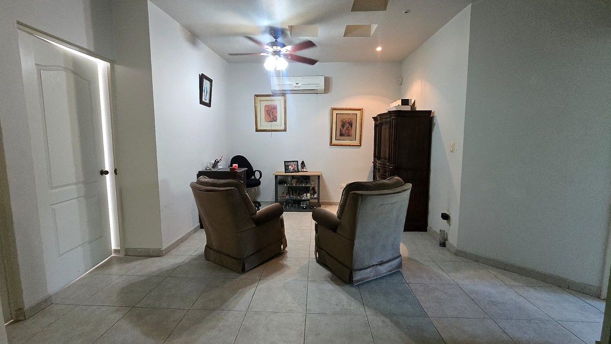 Casa em La Rioja Privada Residencial, Monterrey, foto 7 de 12