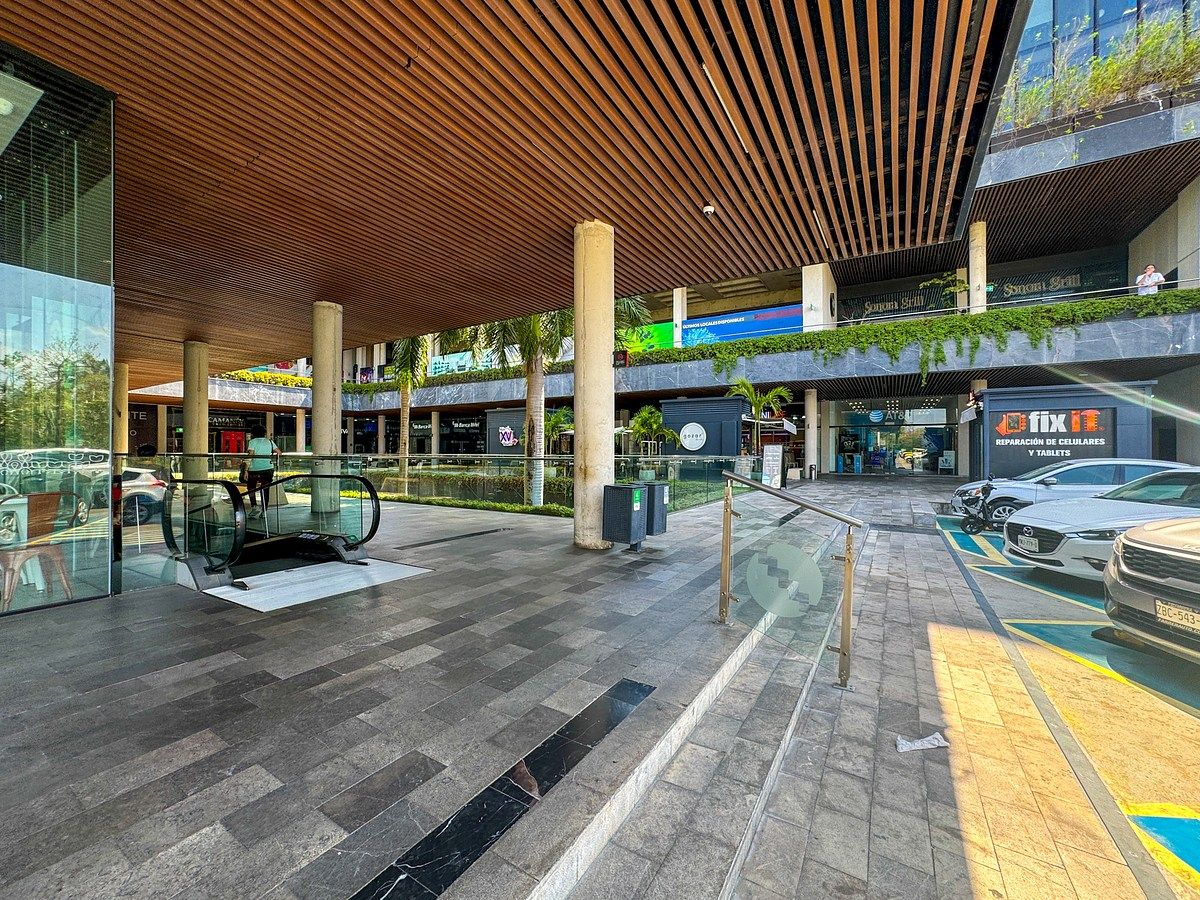 Câmara de Comércio Local Aluguel Comercial Praça Centro Urbano, foto 1 de 34