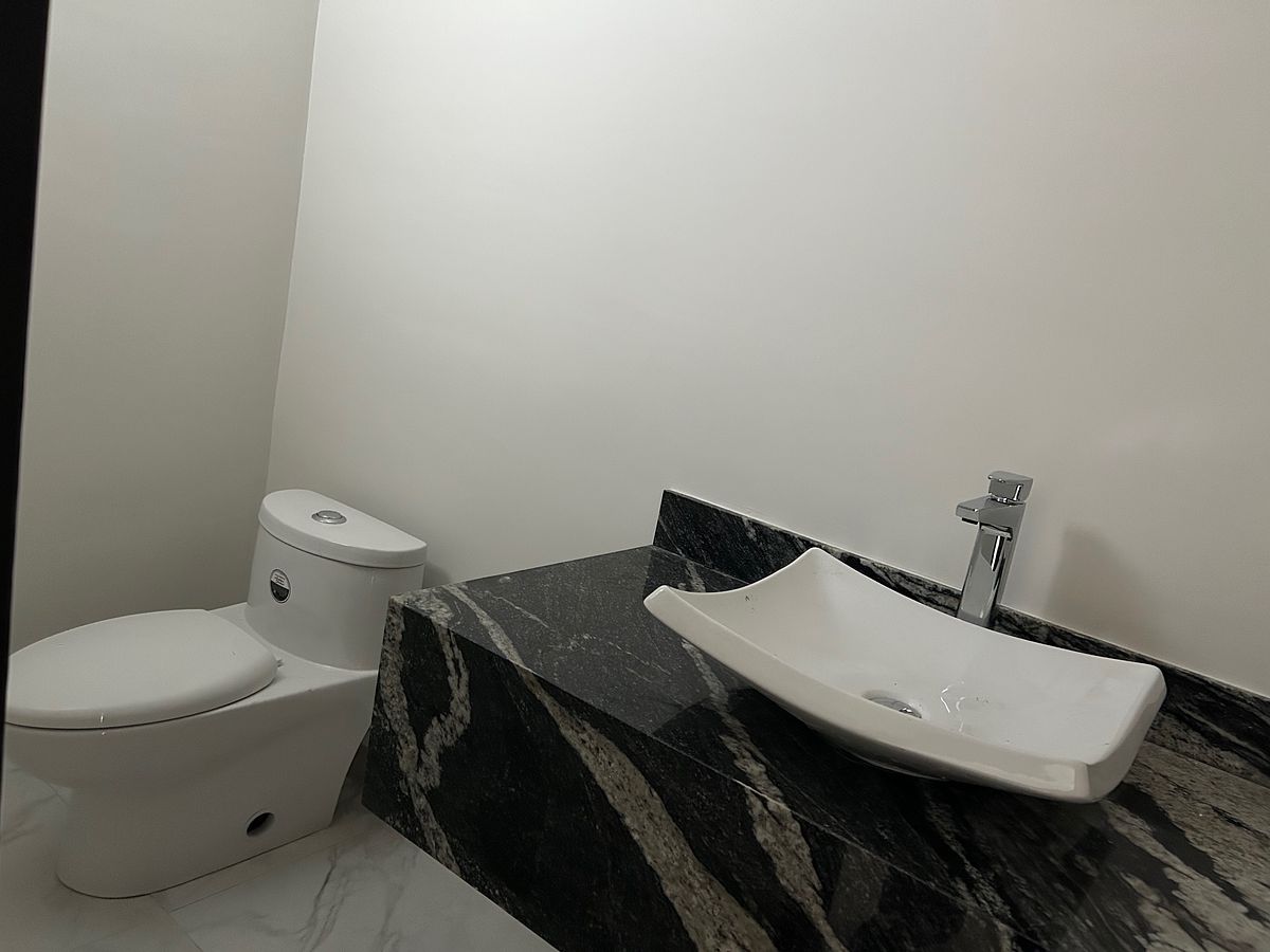 Casa em Los Cenizos, Santa Catarina, foto 2 de 15