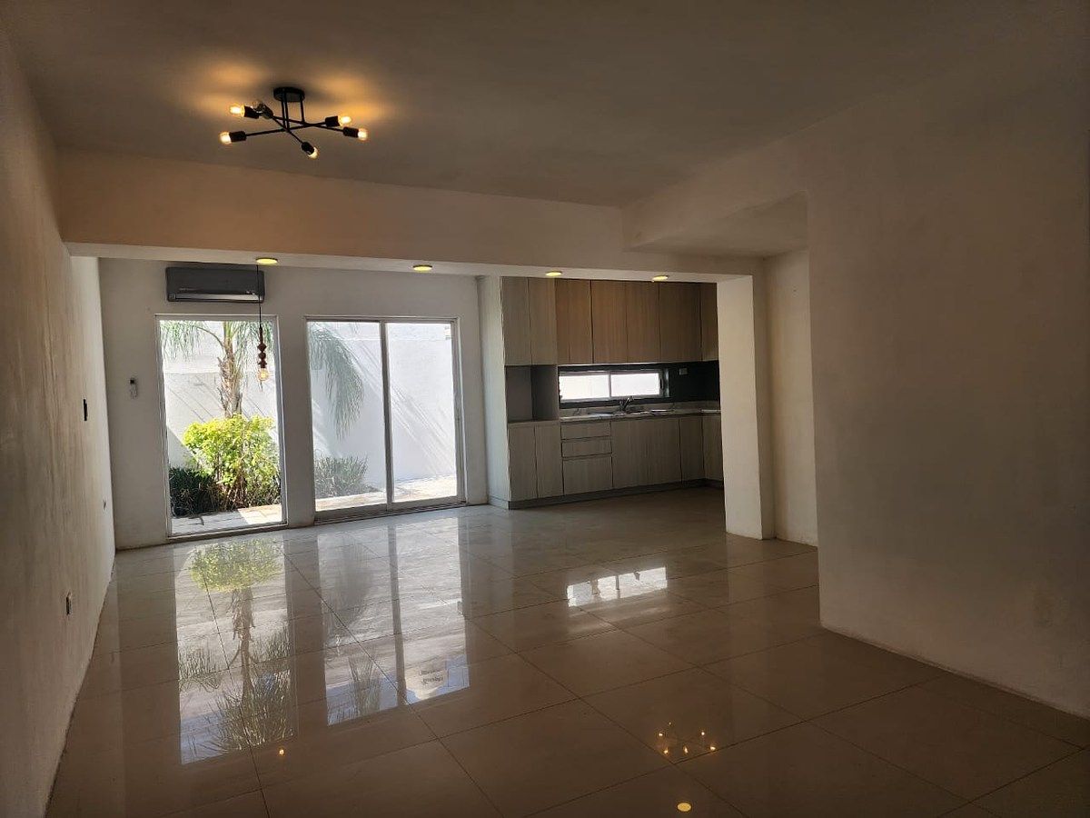 House in Monteverde, Chihuahua, photo 4 of 19