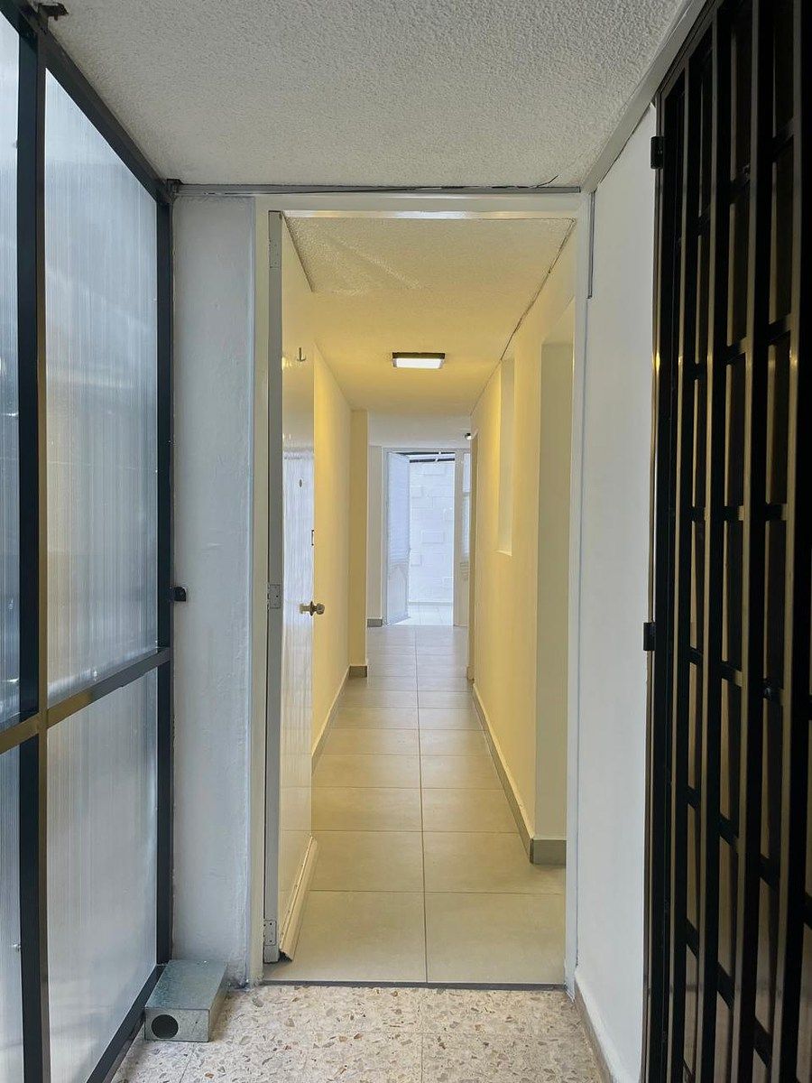 Departamento para Aluguel, Nápoles, foto 1 de 6