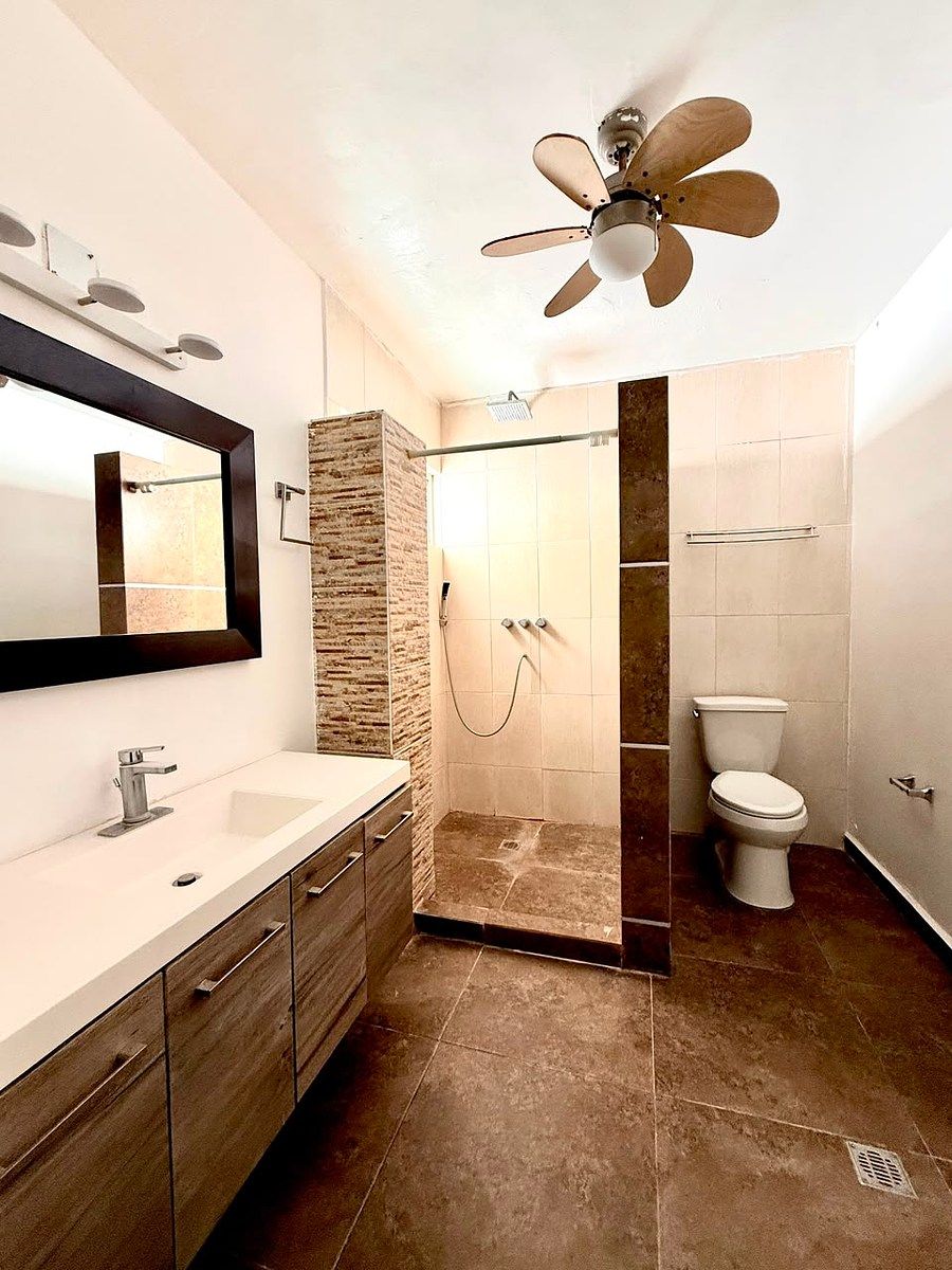 Baño R. Principal, foto 16 de 25