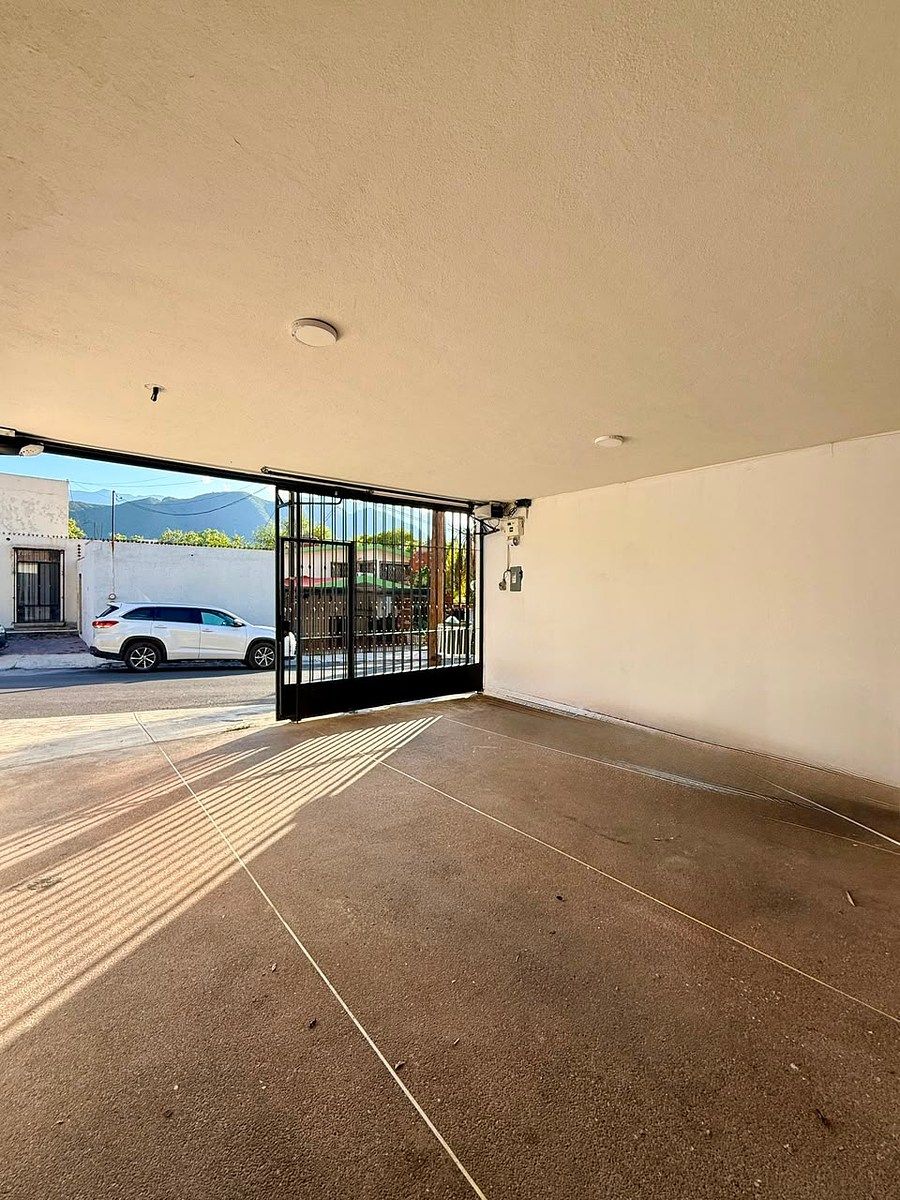 Casa en Villa Las Fuentes, Monterrey, foto 2 de 25