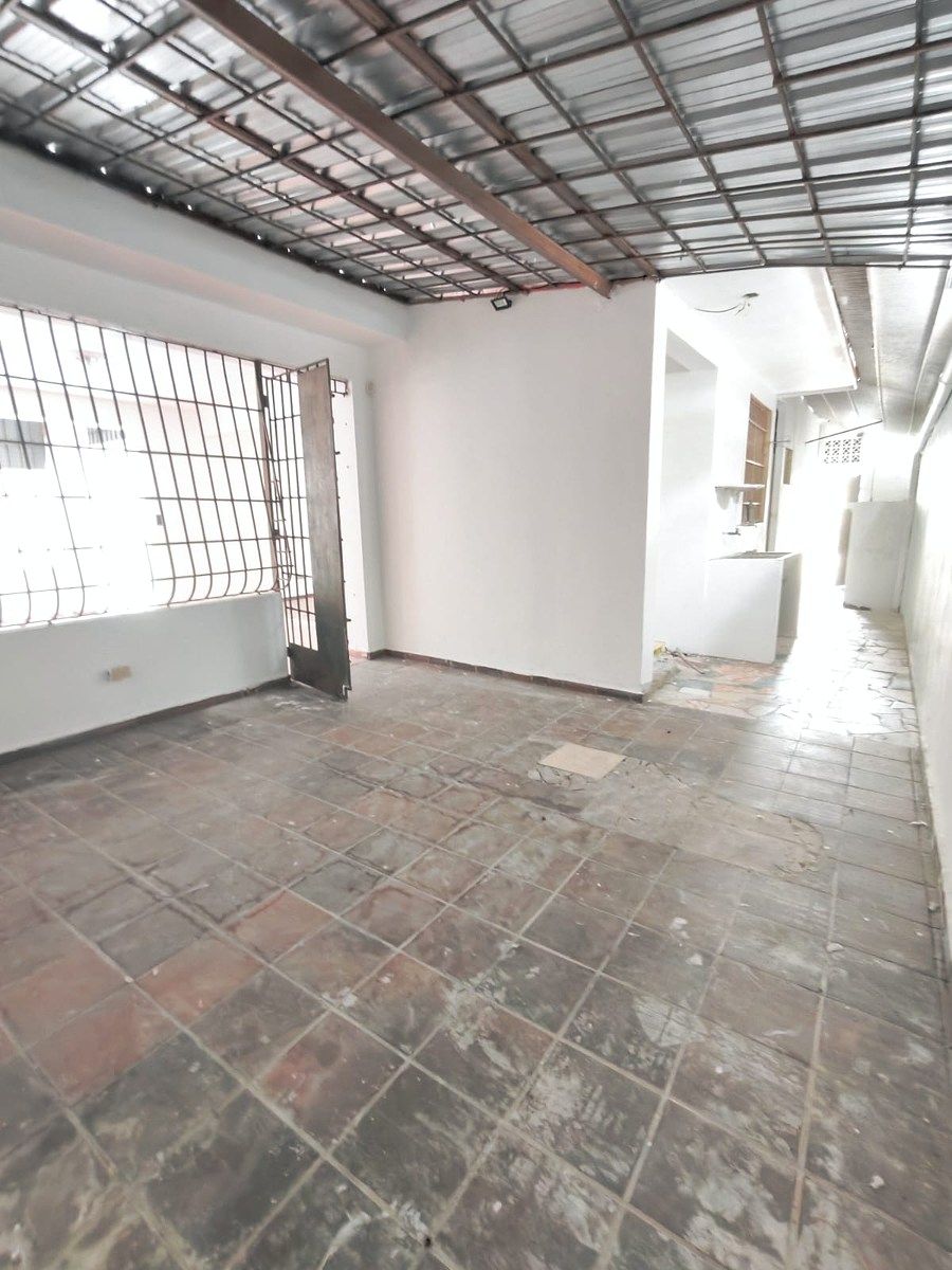 Exclusiva CASA en VENTA para uso Comercial y/o Residencial, foto 1 de 12