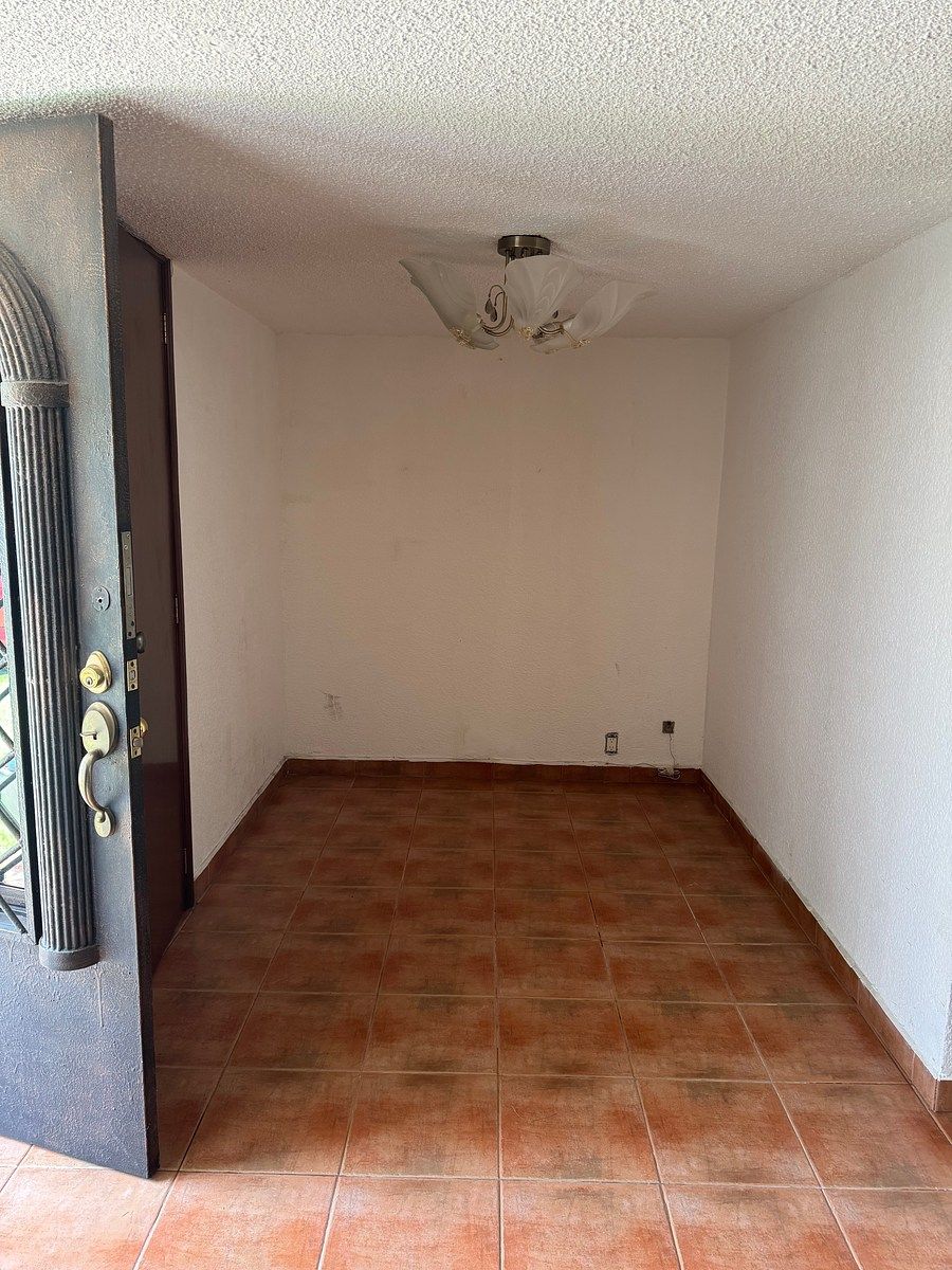 Casa em condomínio fechado em Santa Cruz del Monte, Naucalpan de Juárez, foto 8 de 27