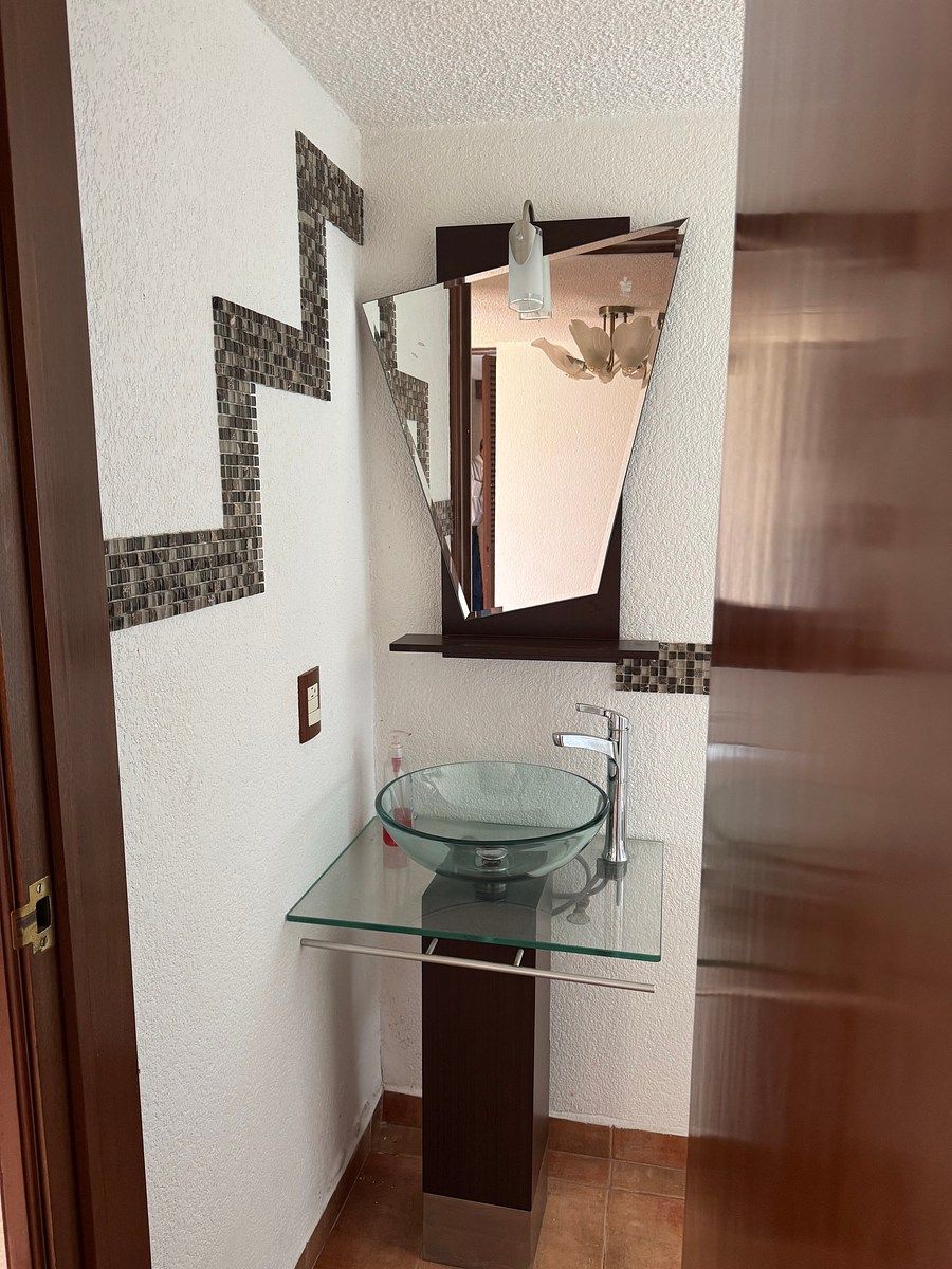 Casa em condomínio fechado em Santa Cruz del Monte, Naucalpan de Juárez, foto 14 de 27
