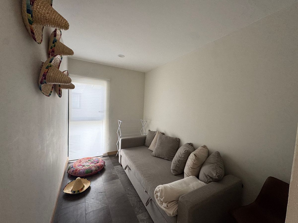Estudio, photo 4 of 10