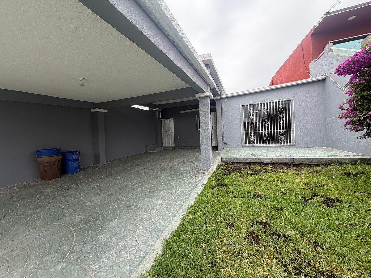 House in El Mirador, Tijuana, photo 3 of 26