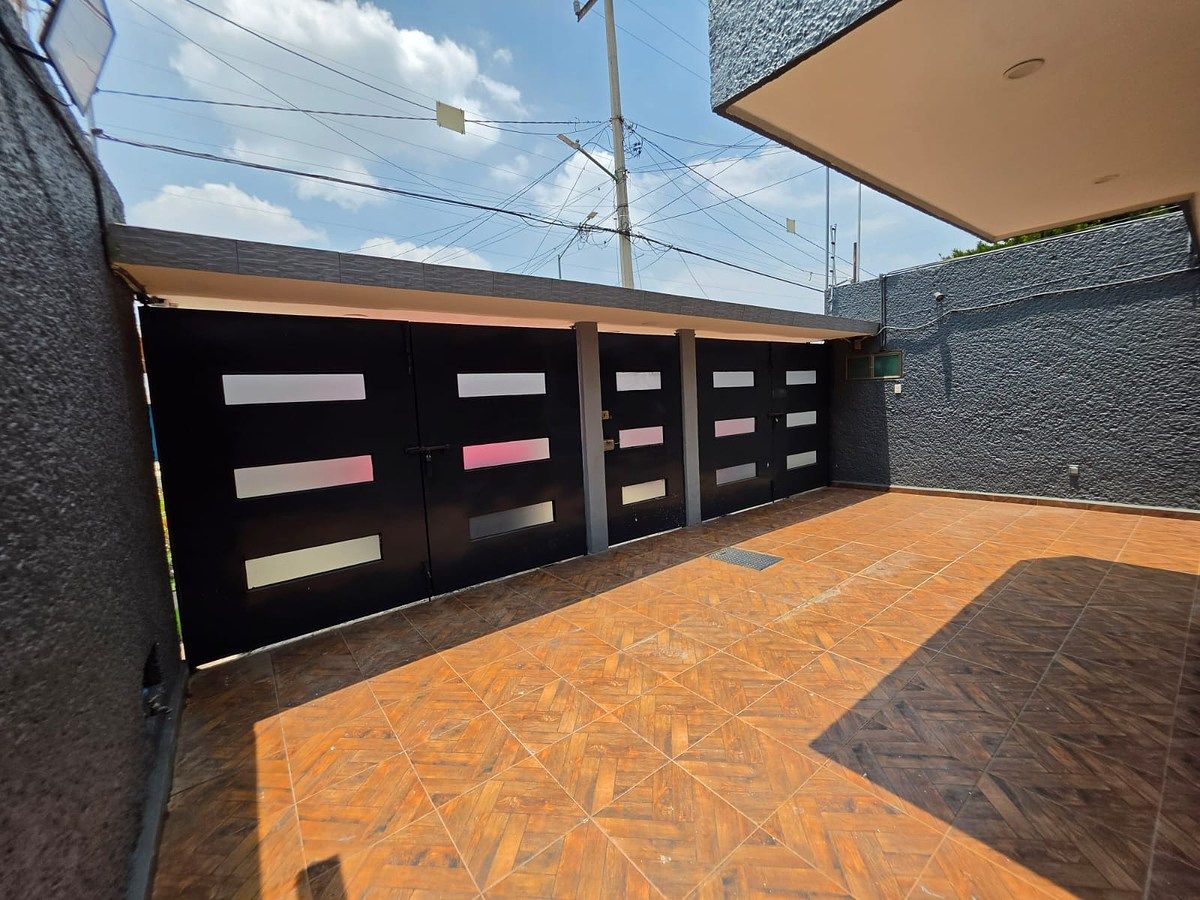 Casa em Santa Cecilia, Coyoacán, foto 2 de 47