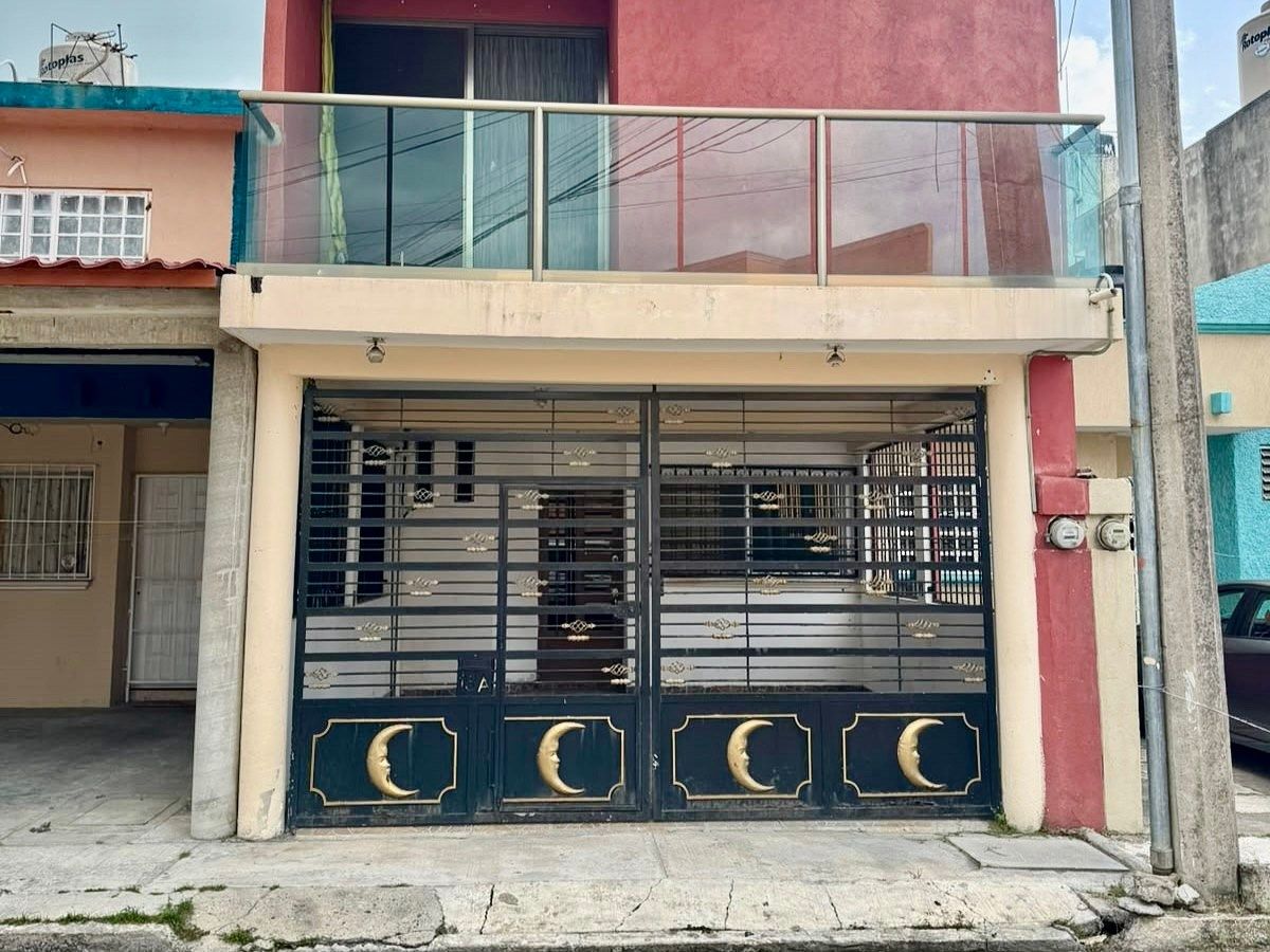 Casa en venta en Estrellas de Buenavista, foto 1 de 17