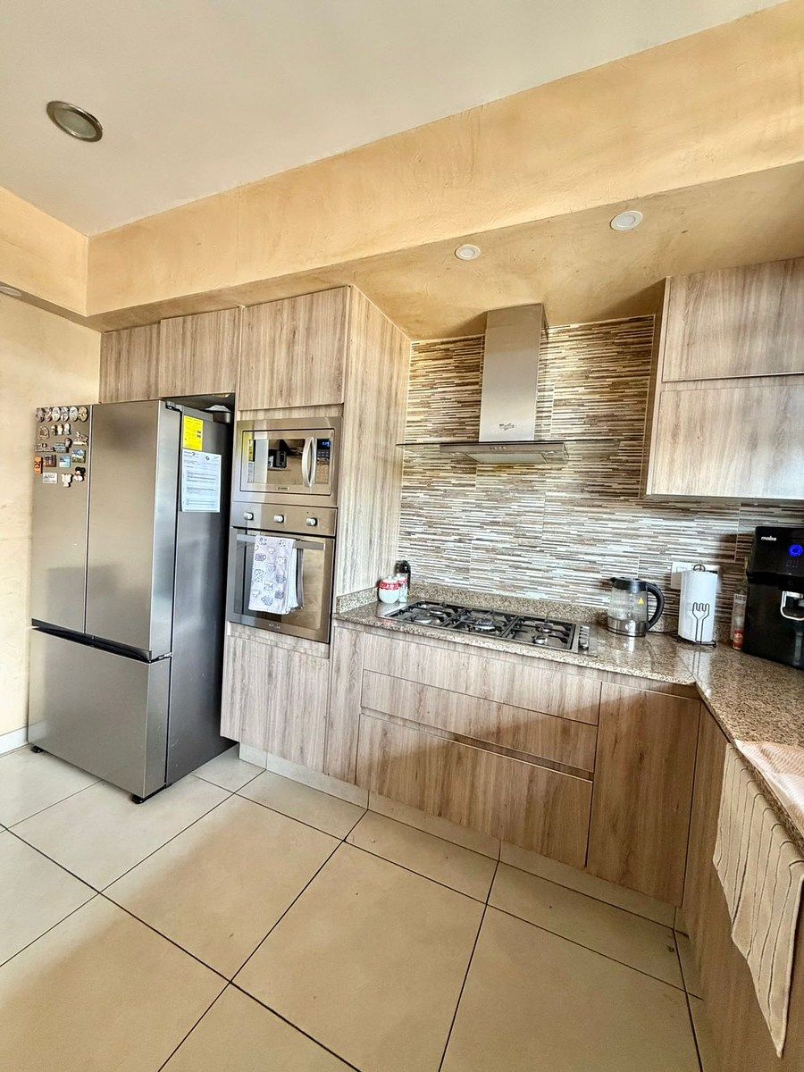 House in Gated Community in Bosques Santa Anita, Tlajomulco de Zúñiga, photo 5 of 17
