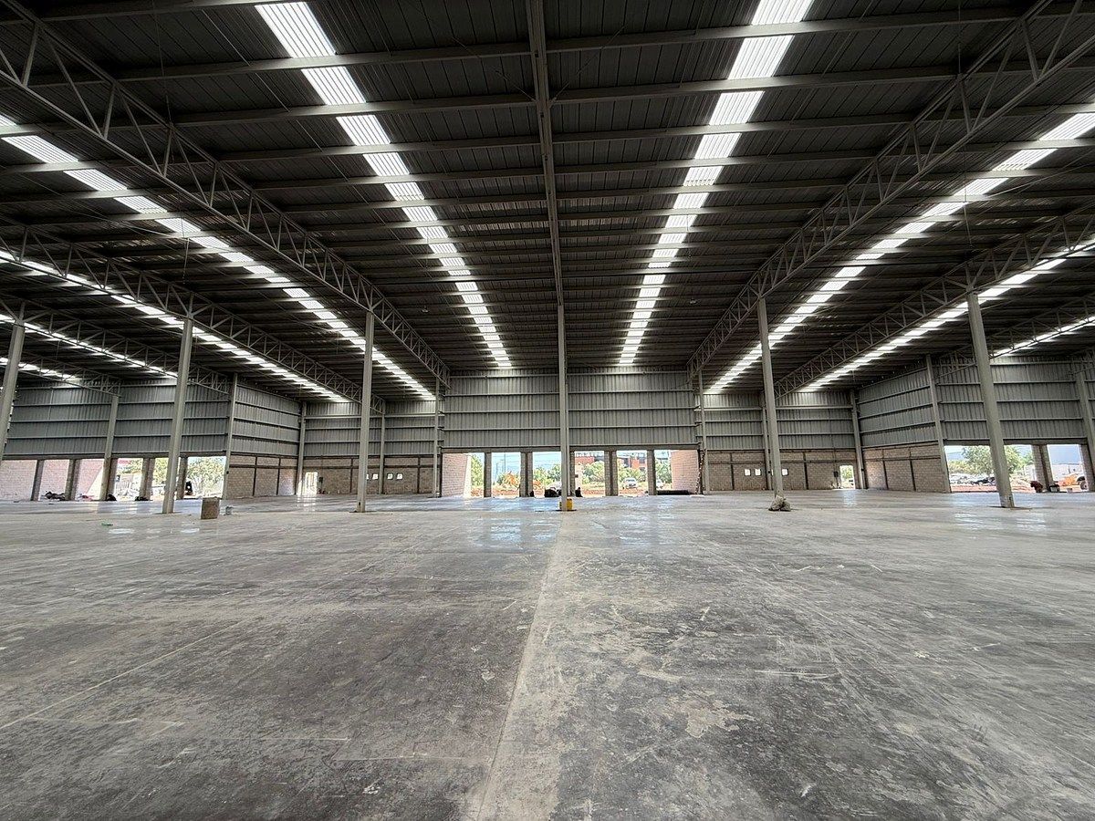 Industrial warehouse for rent WTC, photo 1 of 7