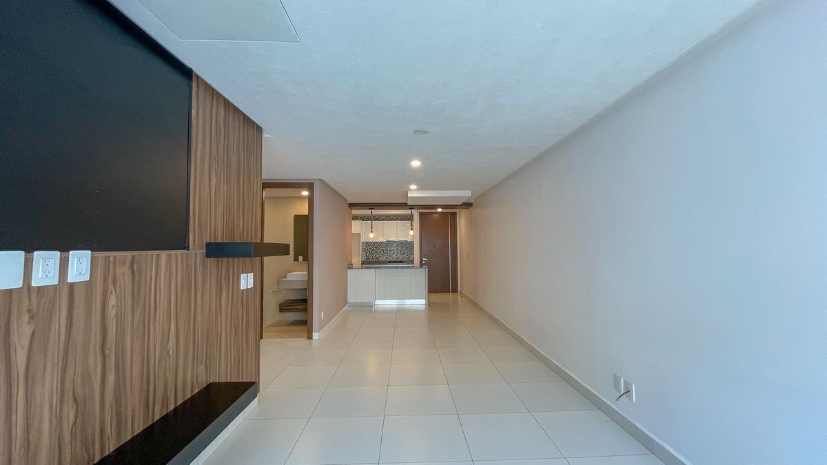 Departamento en venta en The Point Santa Fe, Cuajimalpa, 78 m², foto 1 de 37