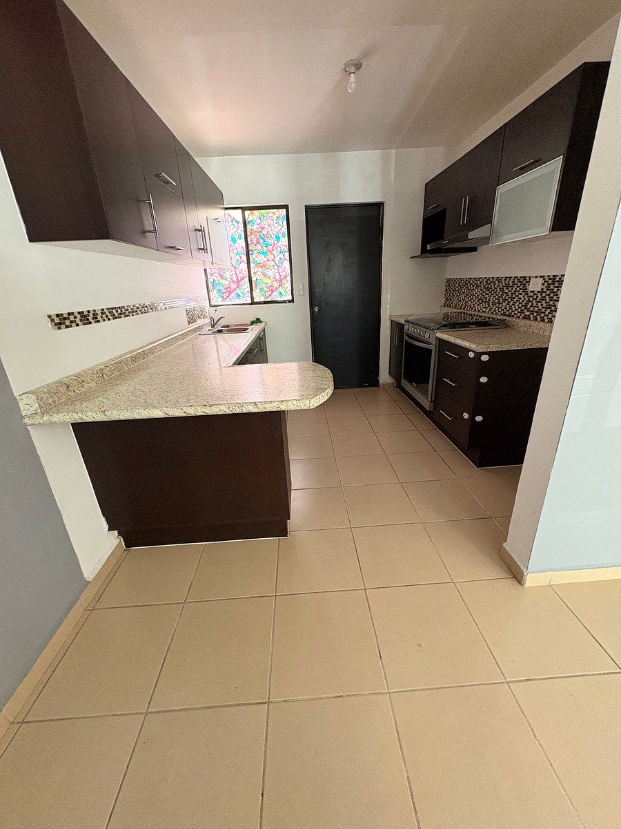 Casa en condominio en Sonterra, Querétaro, foto 3 de 17