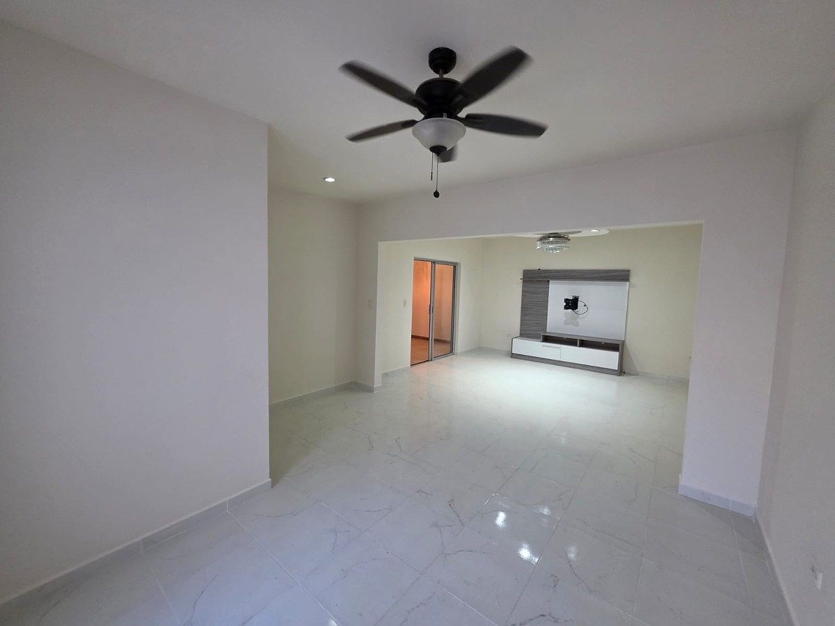 Casa en Residencial Puerta de Alcalá, Mexicali, foto 9 de 18