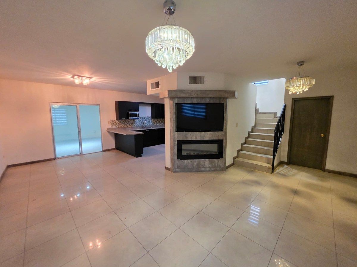 Casa en Residencial Puerta de Alcalá, Mexicali, foto 4 de 18