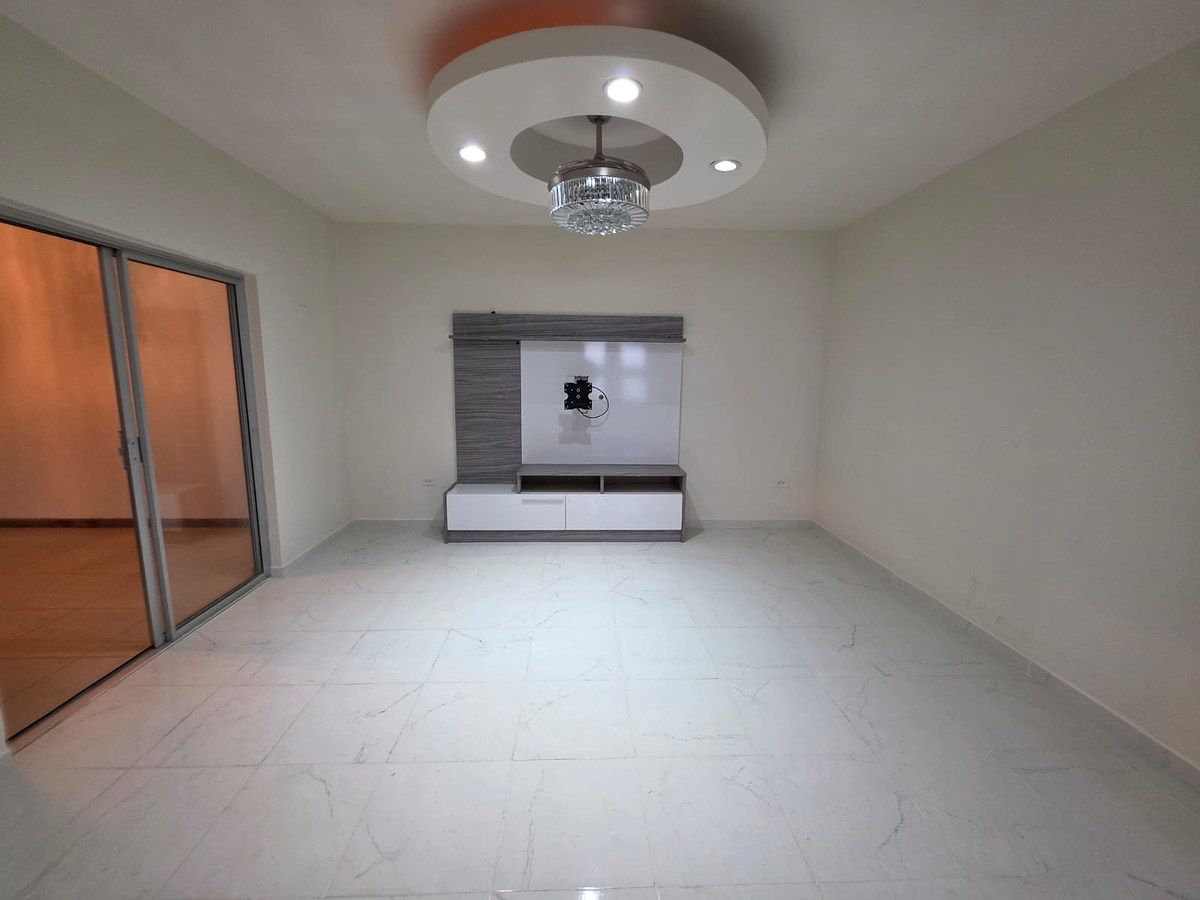 Casa en Residencial Puerta de Alcalá, Mexicali, foto 8 de 18