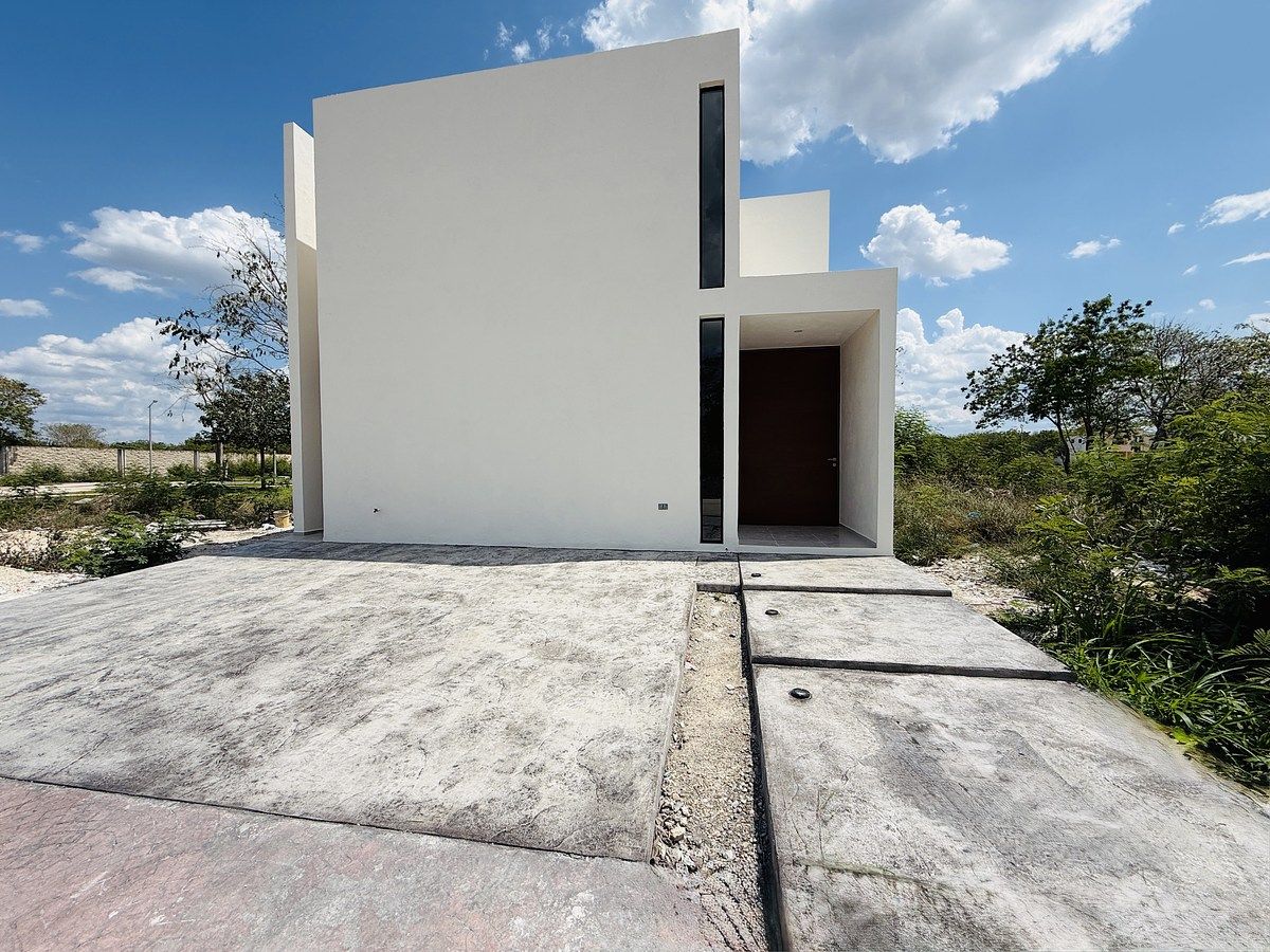 Casa Sak, na Privada Altozano, Mérida, foto 1 de 23